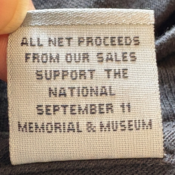 911 Memorial T-shirt, September 11th Black Twin Towers - Unisex - Picture 9 of 11